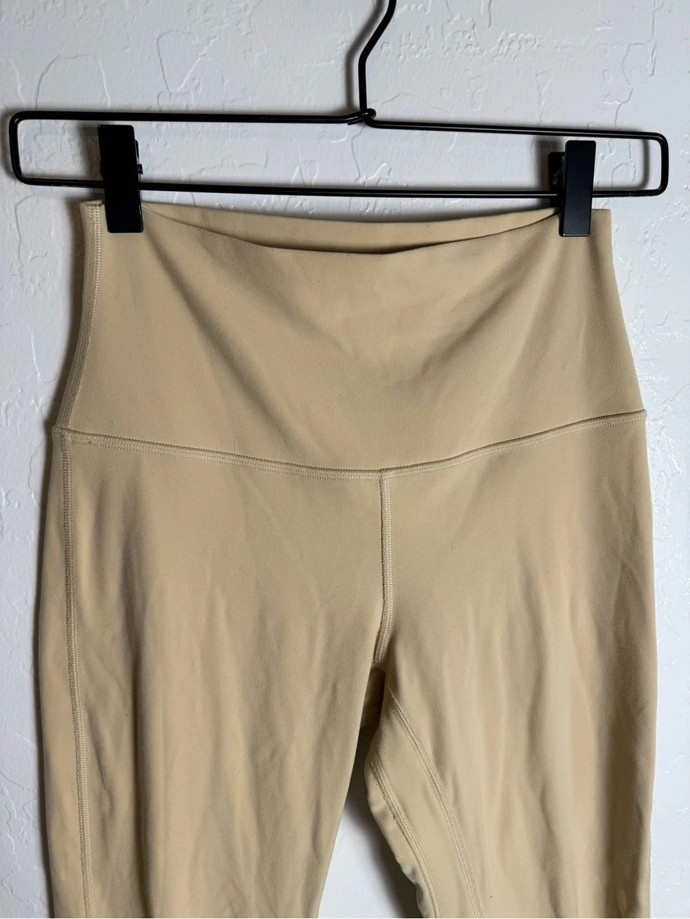 Lululemon Align High Rise Legging 25” Butter Cream Yellow Size 6